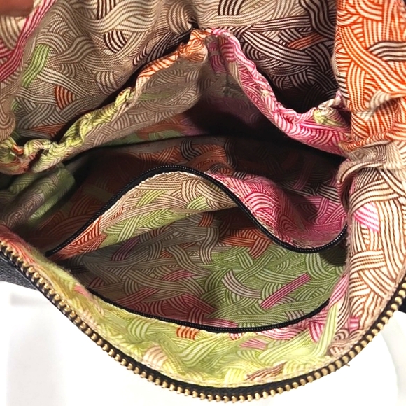 The Sak Iris Black Premium Artisanal Leather Crossbody Bag Purse - Picture 6 of 13